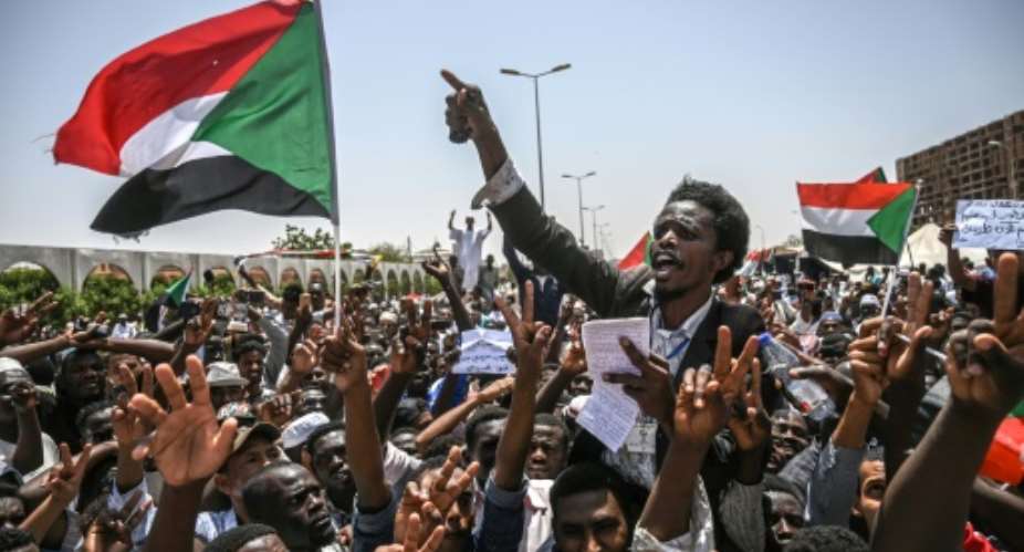 Sudanese demonstrators pushing for change have camped out in front of the the army headquarters in Khartoum for weeks, turning it into the latest icon of protest around the world.  By OZAN KOSE AFP