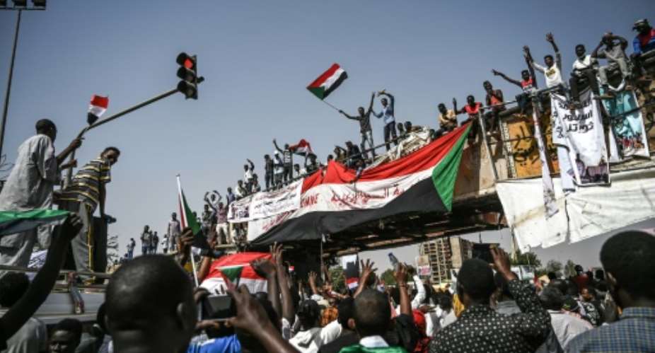 Sudanese protesters have seen president Omar al-Bashir ousted from power after three decades and are now pushing for the army to hand over control.  By OZAN KOSE AFP