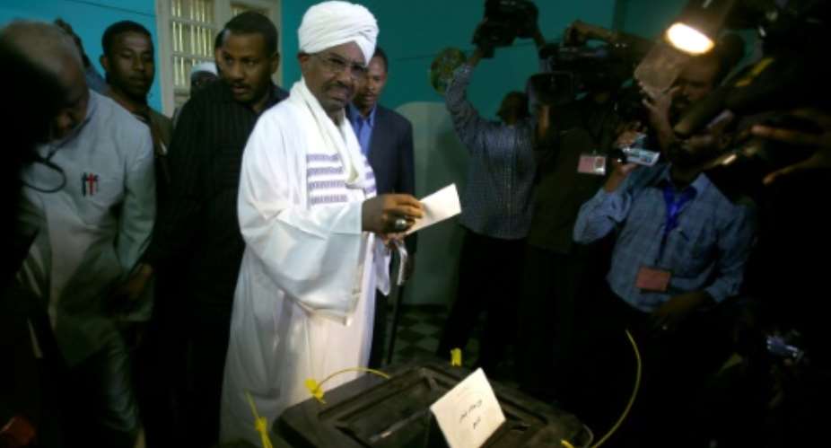 Sudan's ruling party has chosen President Omar al-Bashir to stand as its candidate in 2020, even though his 2015 re-election seen here, was supposed to be his last under the terms of the constitution.  By ASHRAF SHAZLY AFPFile