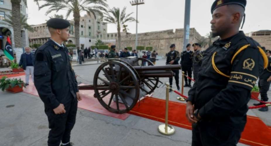 The cannon, announcing the end of the first daytime fast of the holy month, is a tradition observed across the Muslim world, but Libya had not seen its since the end of the 1970s.  By Mahmud Turkia AFP