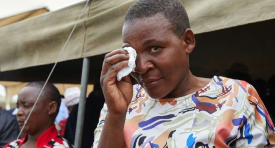 The ferry was a vital link for rural communities living around the lake to the town of Kariba, nearly 280 kilometres (175 miles) northwest of the capital Harare.  By Jekesai NJIKIZANA (AFP)