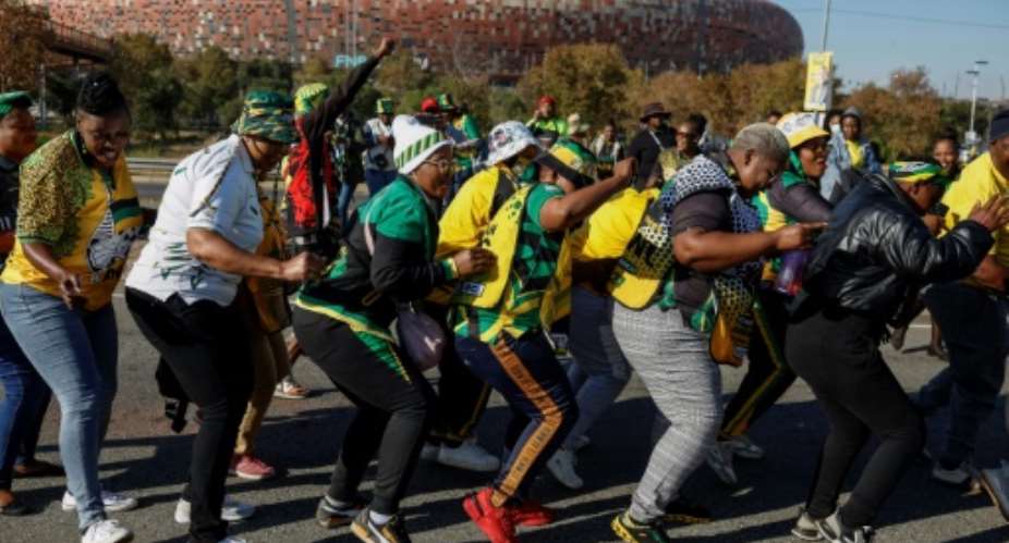 The final weekend of South Africas close-fought election campaign was marked by huge stadium rallies organised by the rival parties.  By PHILL MAGAKOE (AFP)