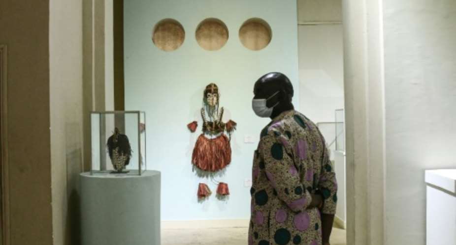 The museum's curator says its collection of over 9,000 works is unparallelled in Africa.  By Seyllou, SEYLLOU AFP
