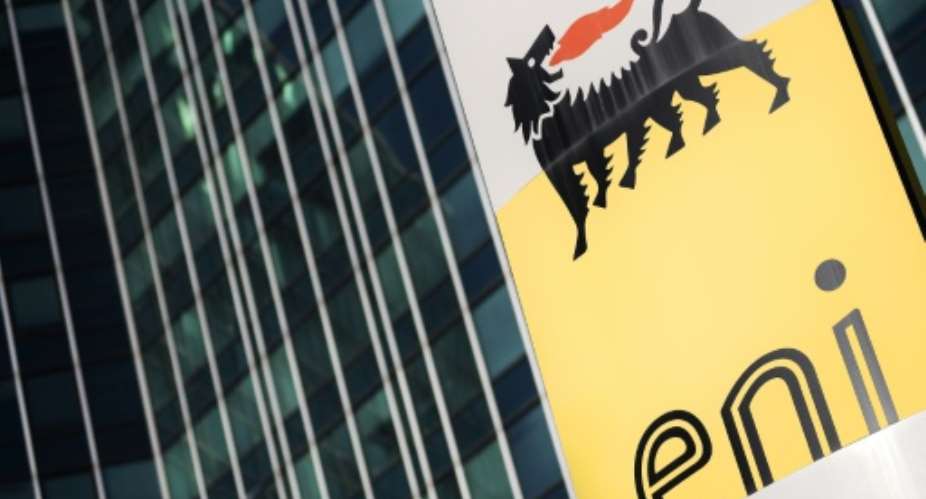 The Nigerian government alleges that oil giants Eni and Shell were partly responsible for the fact that corrupt Nigerian officials used the money for personal enrichment.  By MARCO BERTORELLO AFPFile