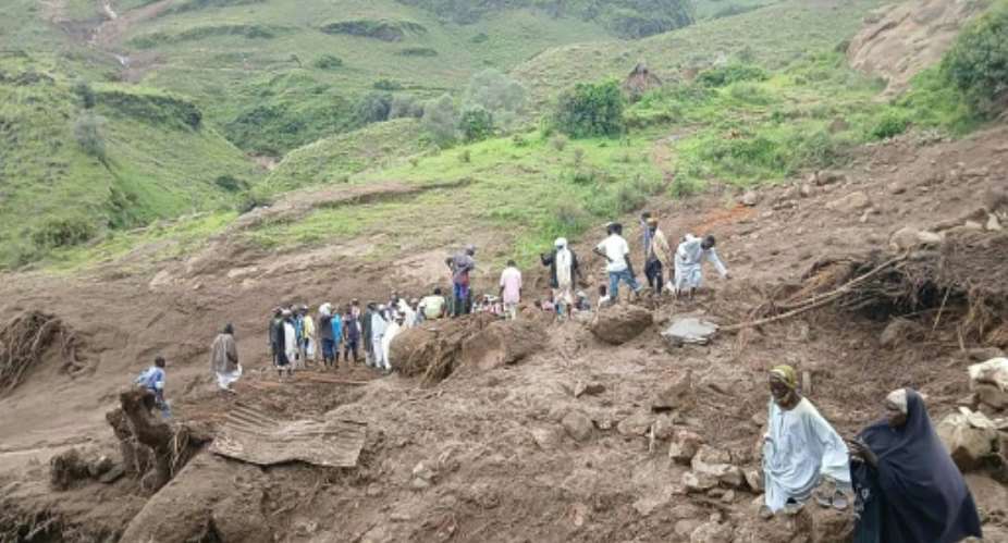 Sudan recovers 100 bodies after Darfur landslide: rebel group