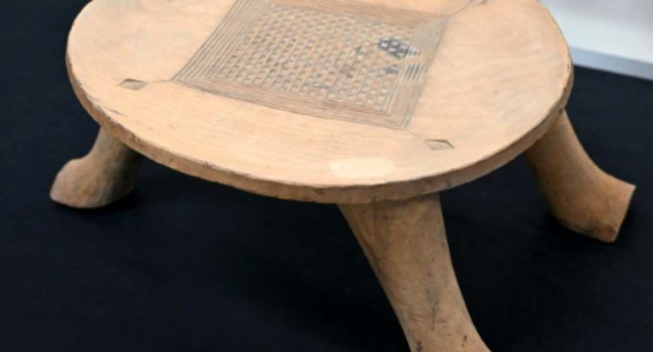 The stool was looted by French General Alfred Dobbs during the sacking of the royal palace.  By Jussi Nukari (Lehtikuva/AFP)