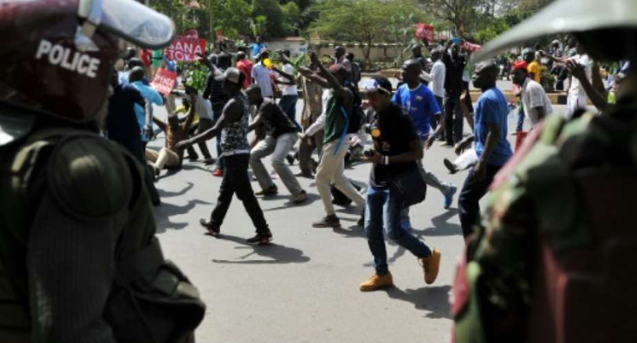 The United States called for calm even as Kenyan opposition supporters took to the streets ahead of a presidential eletion re-run.  By TONY KARUMBA AFP