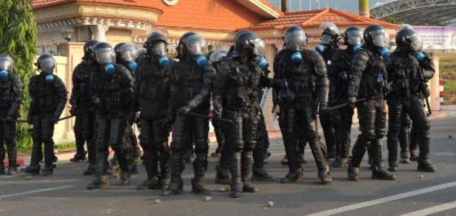 Police in Equatorial Guinea have arrested an opposition politician and a human rights activist who called for a boycott of the Africa Cup of Nations, opposition sources say.  By Alexander Joe (AFP)