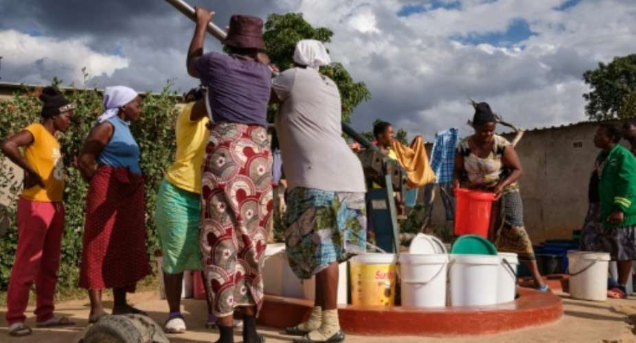 Zimbabwe is gripped by drought, leaving many parents struggling to feed their children.  By Jekesai NJIKIZANA (AFP)