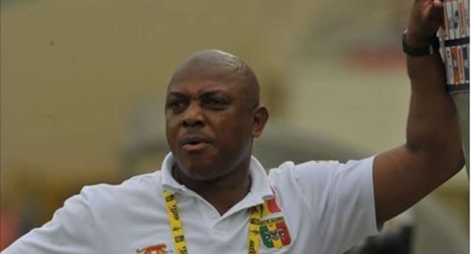 Keshi issues groveling apology to Nigerians