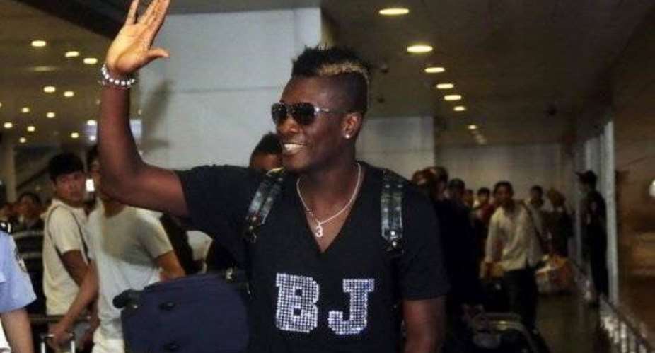 Asamoah Gyan has joined Shanghai SIPG on a two-year deal