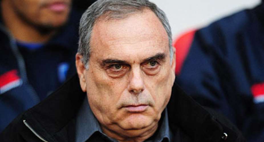 Would-be Ghana coach Avram Grant returns to the UK after FA talks
