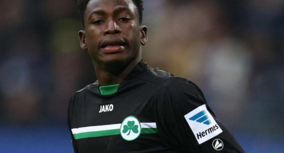Baba Rahman Handed No 17 Jersey  After Completing Chelsea Move