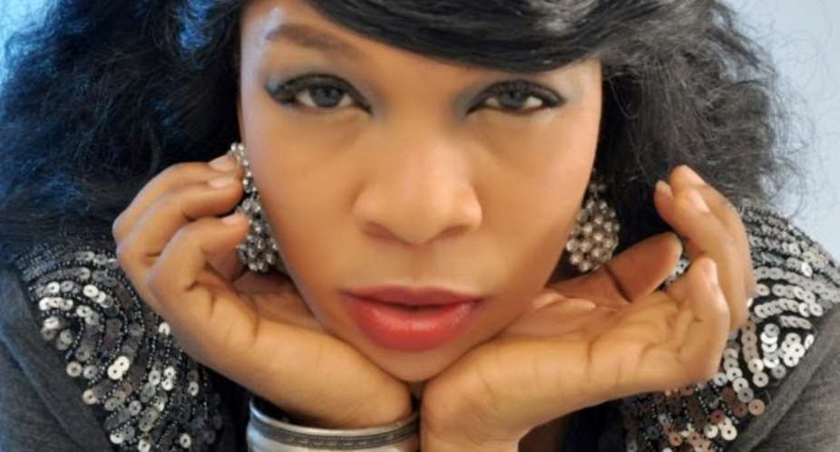 Sultry Actress, Betty Njoku Shines In New Sitcom