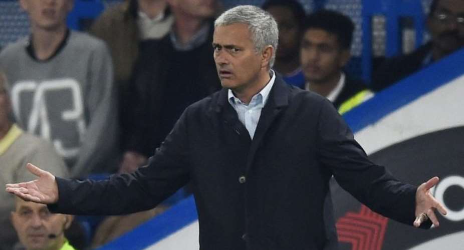 Jose Mourinho warns Chelsea not to sack him, hits out at officials