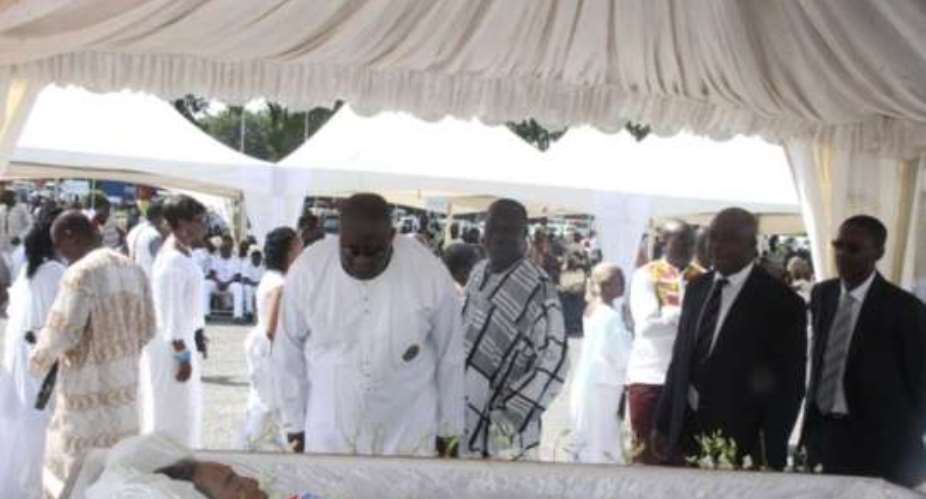 National leaders and political stalwarts attend Jakes funeral