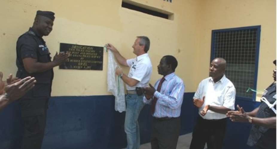 GREL officials unveiling the refurbished Police station