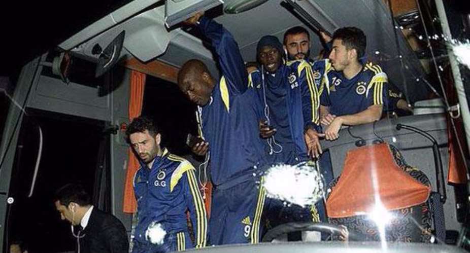 Turkish league halted after Fenerbahce bus attack