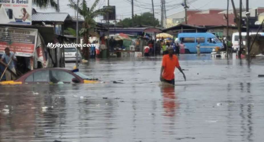 Photo story: Hours of October rains sink parts of Accra