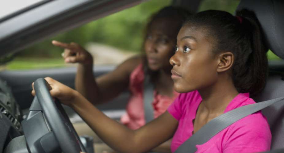 Should Our Teens Drive At 18 ?