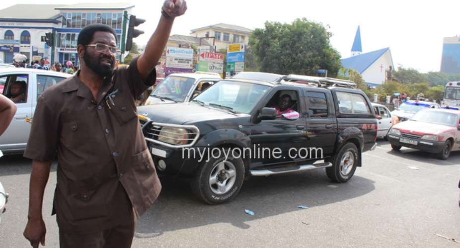 Accra Mayor directs traffic again