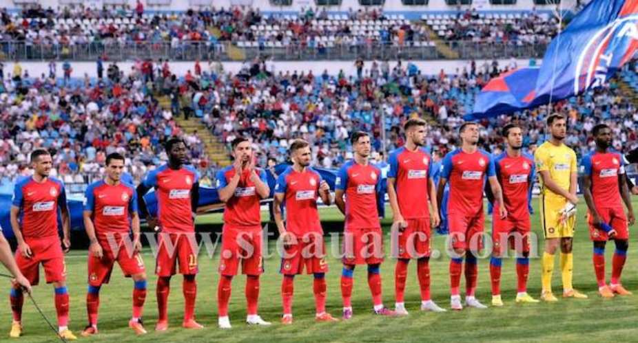 Muniru Sulley, third from the left in Steaua Bucuresti