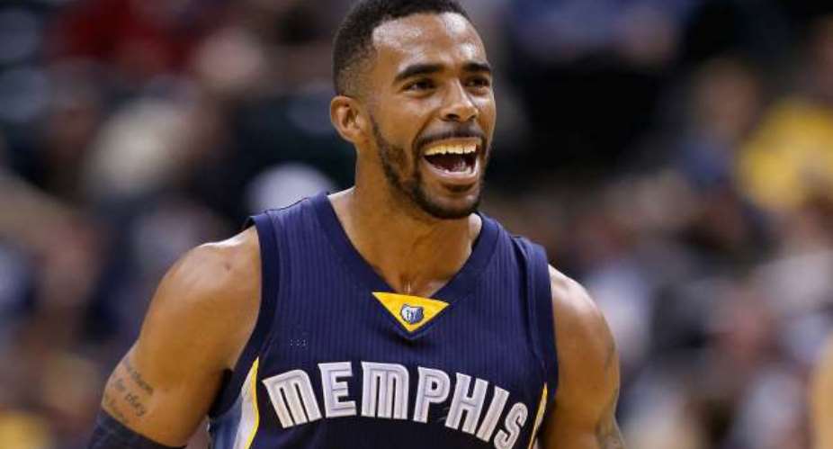 Perfect start: Memphis Grizzlies edge Oklahoma City Thunder to stay perfect