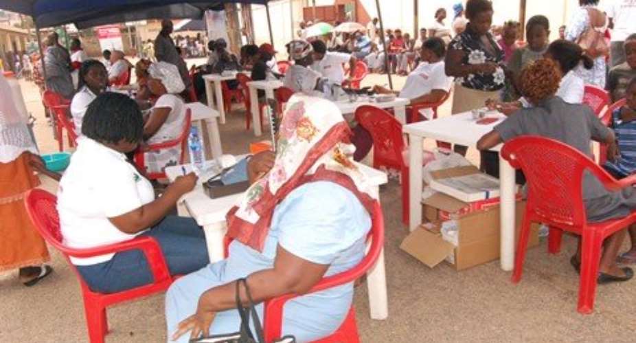 Yaa Asantewaa Bank reaches out to communities with 'Medical Buffet'