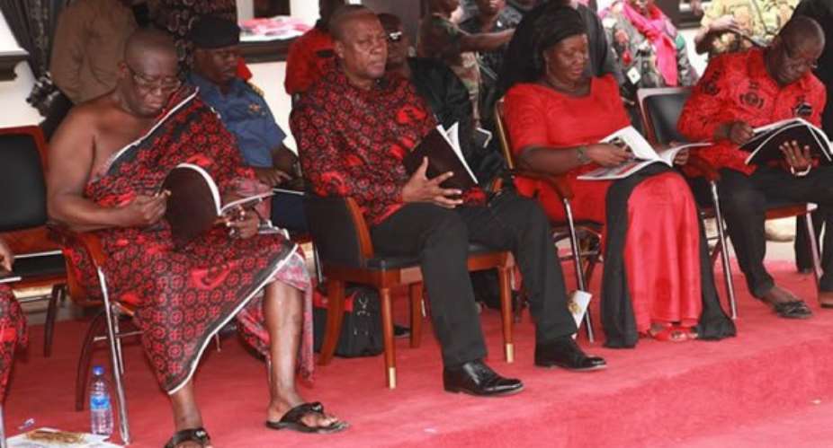 President Mahama mourns with Akuapeman