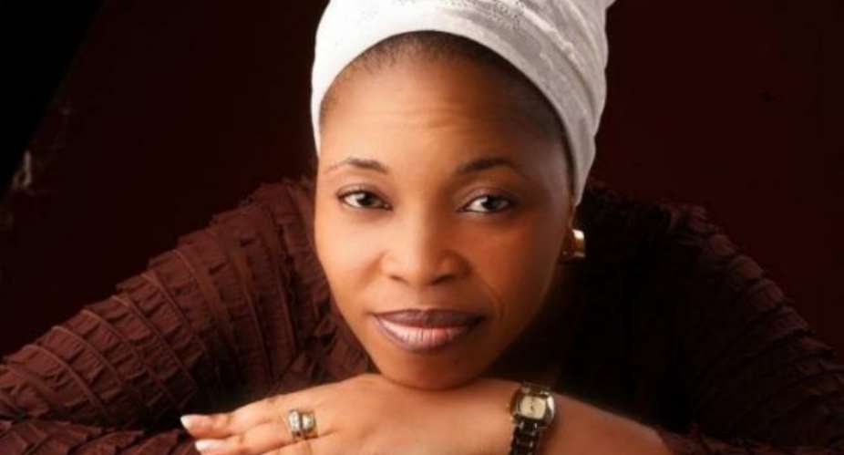 GOSPEL ACT,TOPE ALABI EXPECTS CHILD NUMBER 3