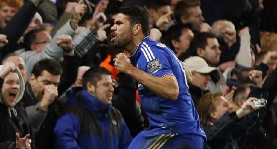 Diego Costa strikes in injury time to rescue draw for Chelsea against Manchester United