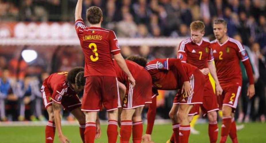 Belgium's Dries Mertens suffers 'severe concussion' in Wales clash
