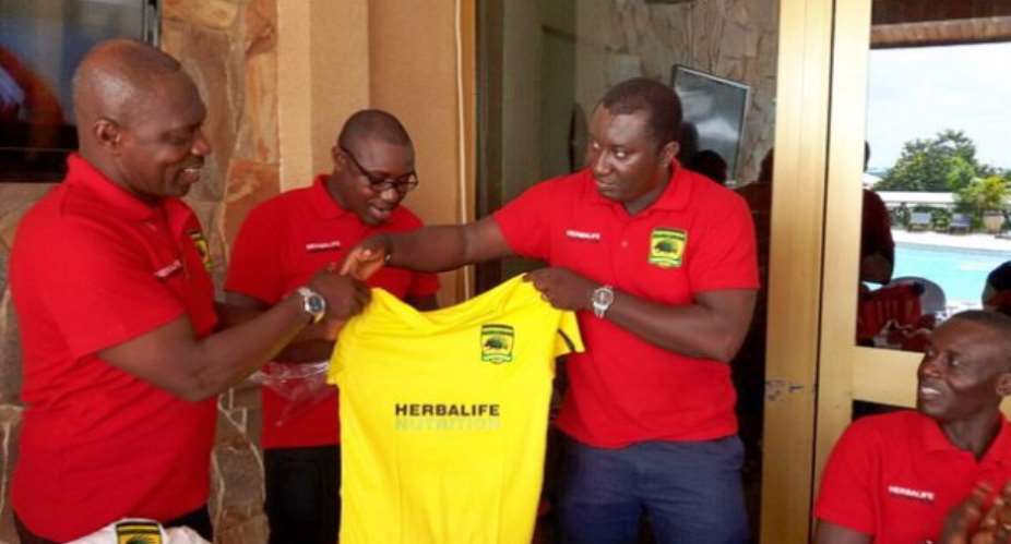 Herbalife presents training apparels, others to Kumasi Asante Kotoko