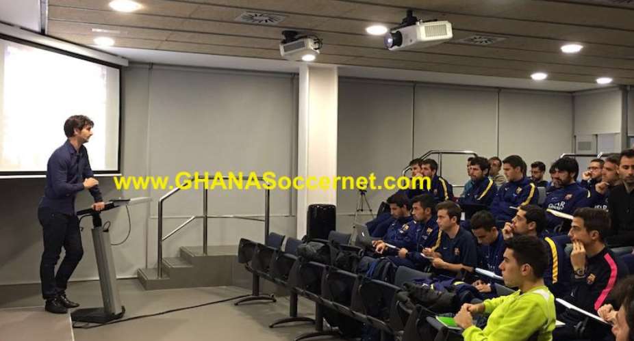Gerard Nus lecturing coaches of Spanish giants Barcelona FC.