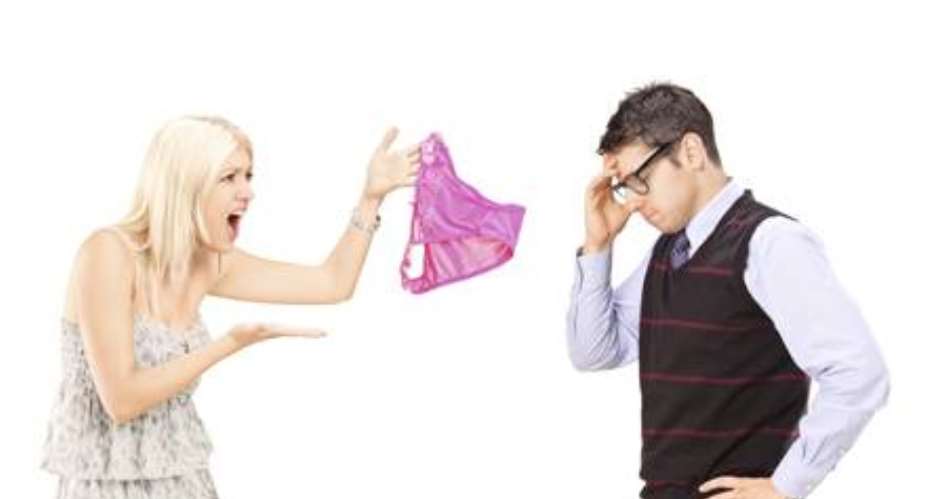 7 signs hes a cheater