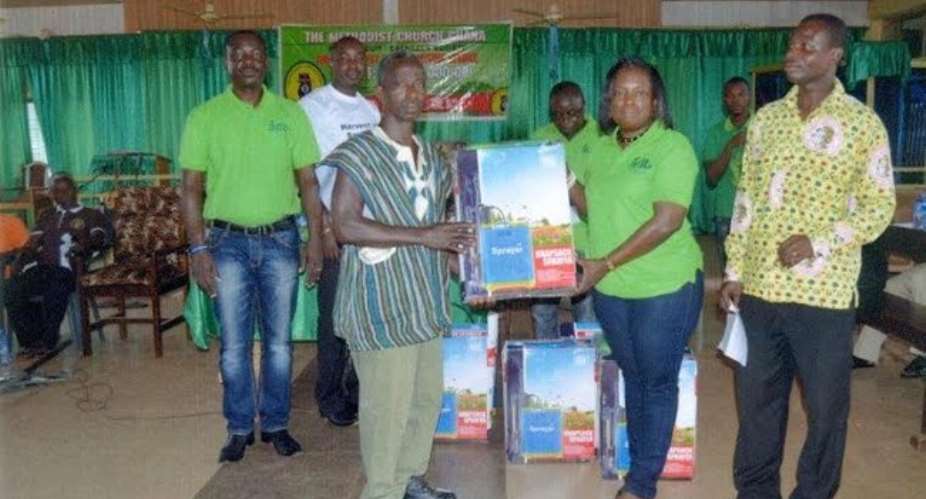 ADB presents prizes to Cocoa Akuafo Savings promo winners