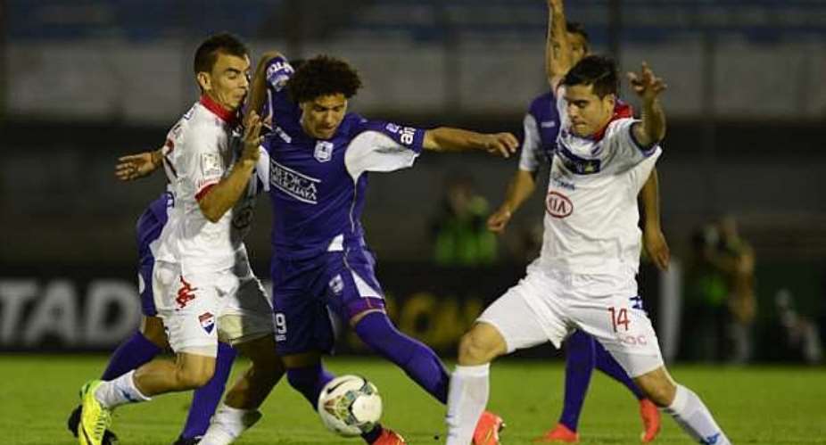 Defensor Sporting 1 Nacional Asuncion 0 1-2 aggregate: Visitors into final despite loss