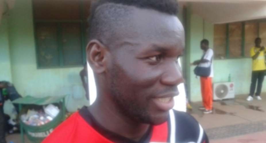 Hearts on the verge of signing Emmanuel Adebayor-like striker Foovi Aguidi