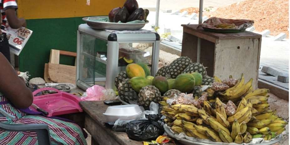 Fruits vending in Accra    Mohamed Ag Bendech