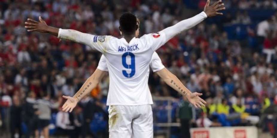 Euro 2016: England thrash San Marino in 5-0 easy win