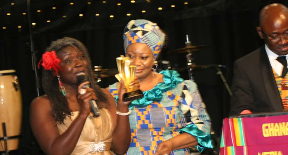 Winner of the Best Journalist Award, Akua Djanie aka Blakofe