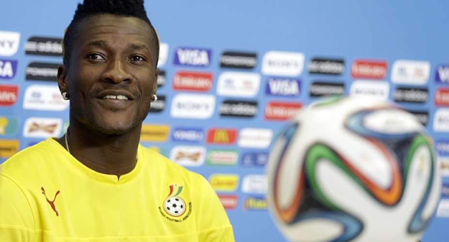 Asamoah Gyan Donates $10,000 To Kwabena Kwabena’s Save A Life Foundation