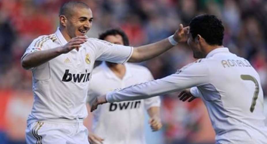 Benzema and Ronaldo on target as Mourinho's side opens up 10-point gap at La Liga summit