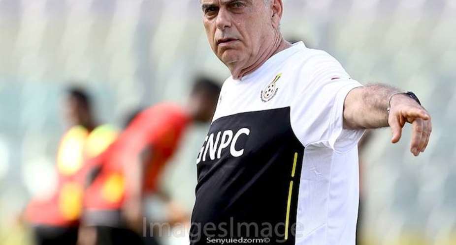 Black Stars coach Avram Grant feigns indifference towards Sulley Muntari's apology