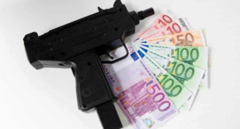 Dagbon: Now, its Guns for Cash