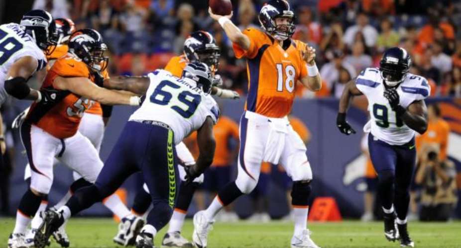 Seahawks smash Broncos in Super Bowl spectacular