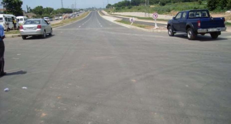 The completed Okponglo stretch of the Tetteh             Quarshie – Madina Road that would be opened to             traffic on Saturday