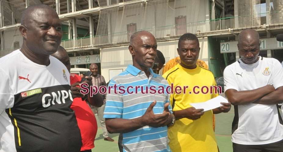 Herbert Addo starts work as Hearts coach; supervises gym work