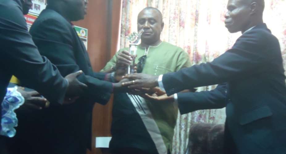 ICA honors Volta Regional Minister for his management of the Hohoe crisis
