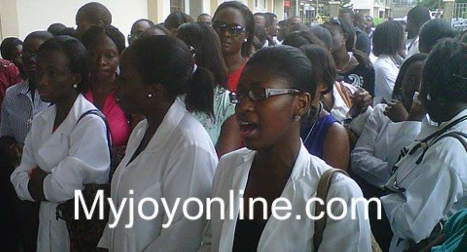 Govt sets May ending to pay agitating junior doctors 7-month salary arrears
